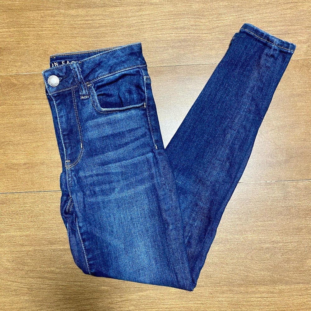 American Eagle High-Waisted Jegging